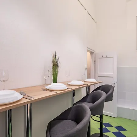 Ultra - Easy Apartment *